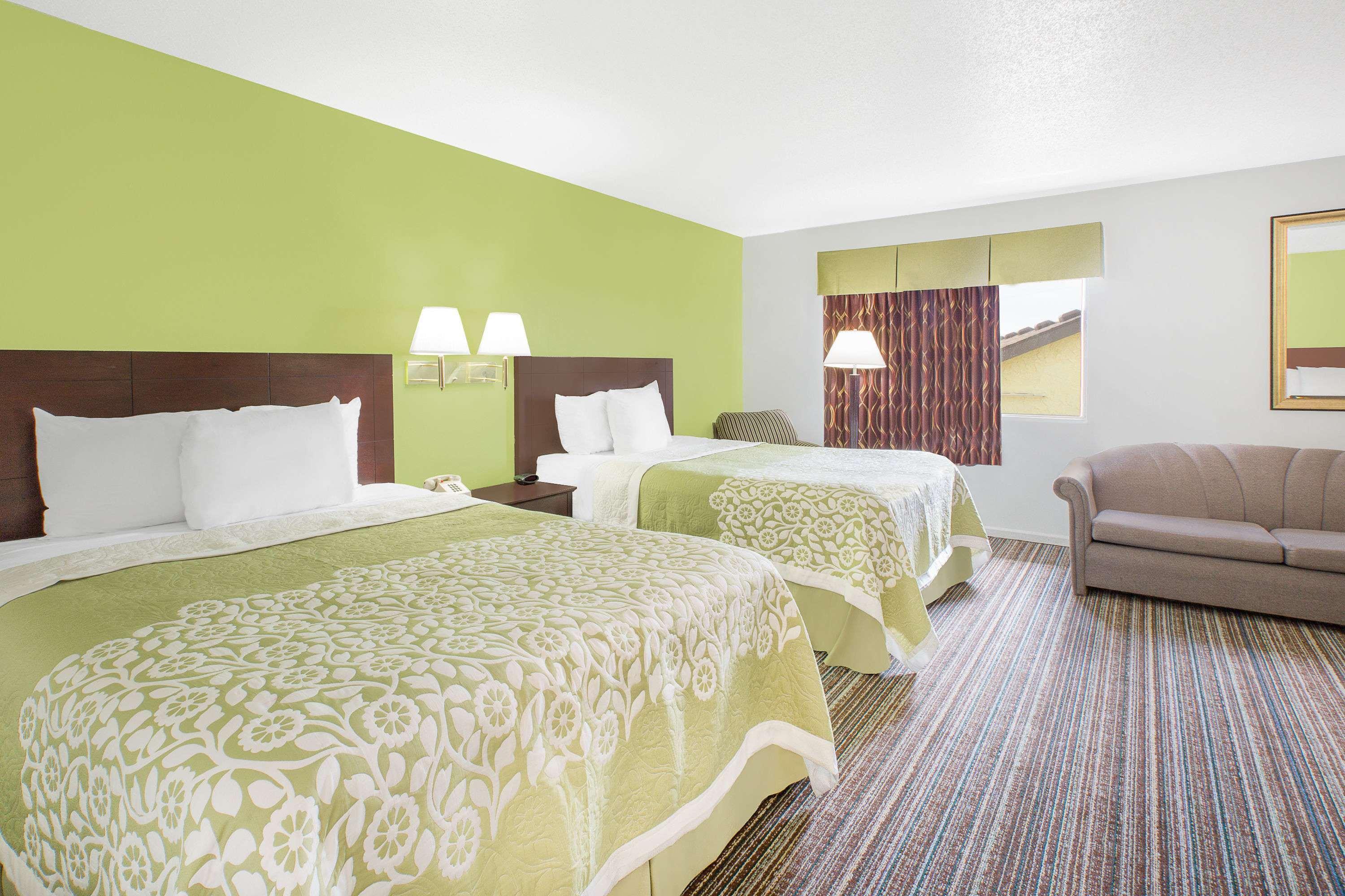 Days Inn By Wyndham York Zewnętrze zdjęcie